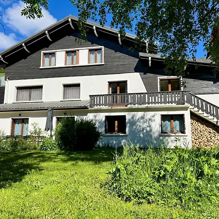 Lauranoure Appartement *