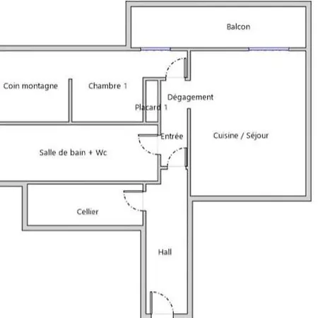 Lauranoure Centre Station *