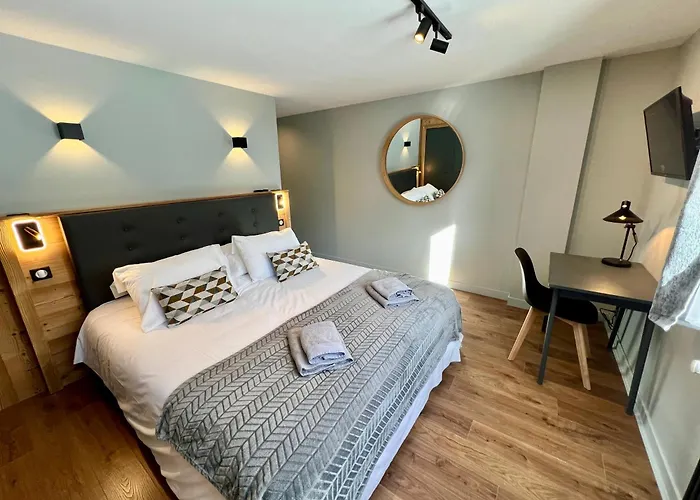 Lauranoure Centre Station A 150 M Du Jandri 3s *