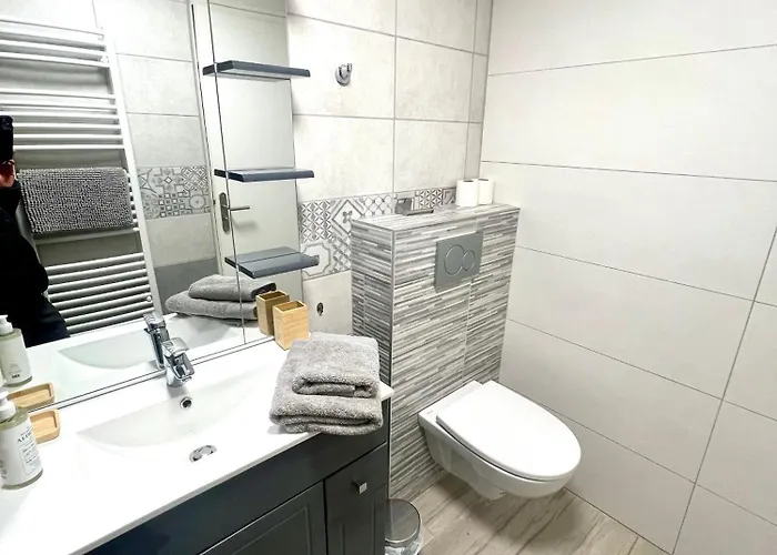 Lauranoure Centre Station A 150 M Du Jandri 3s *