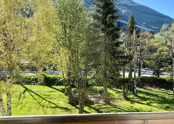 Lauranoure Centre Station A 150 M Du Jandri 3s