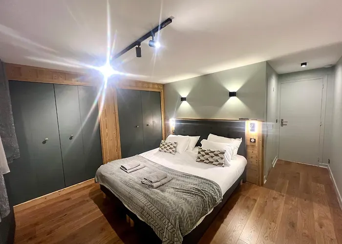 Lauranoure Centre Station A 150 M Du Jandri 3s * Ле дез Альп